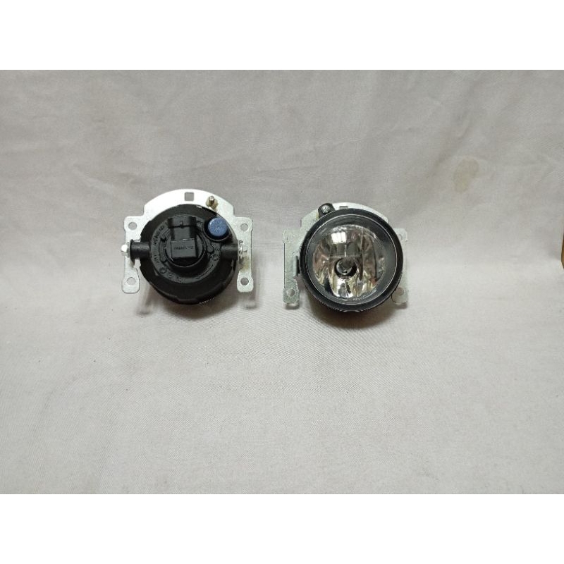 FOGLAMP LAMPU KABUT MITSUBISHI OUTLANDER