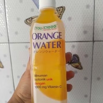 

(1 botol) You C 1000 Orange Water 500ml - minuman isotonik