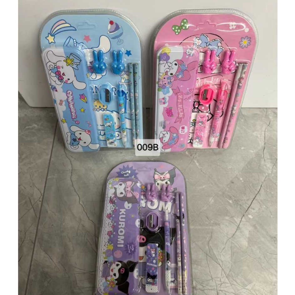 

Kejar Murah FREE BUBBLE WRAP DUS Paket Alat Tulis Study Set Fancy 9B SANRIO KUROMI PENSIL MEKANIK