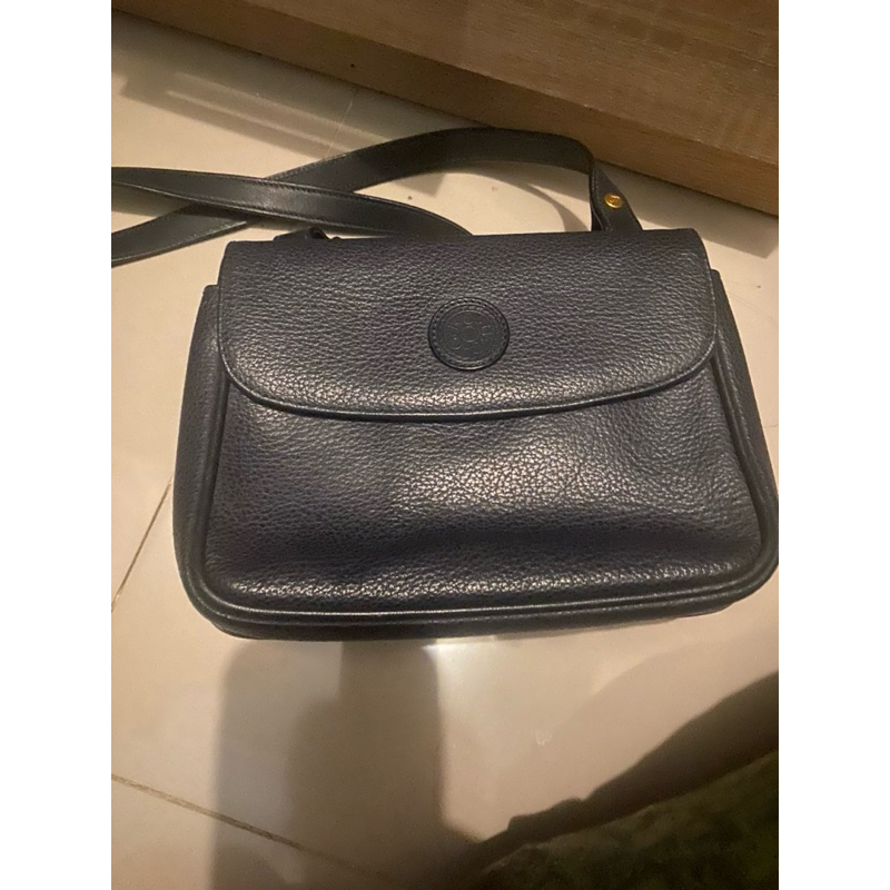 Authentic Gucci vintage leather bag
