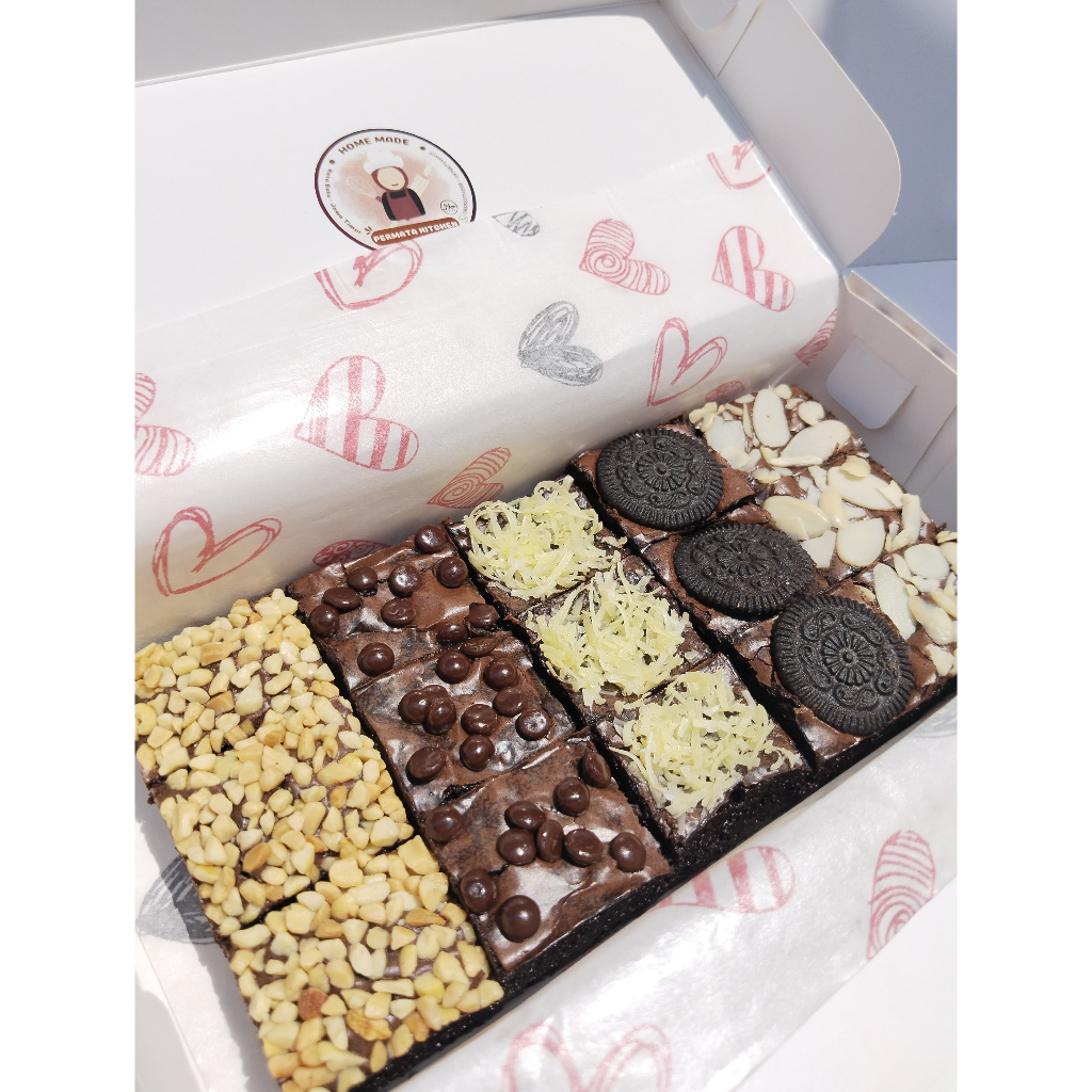 

Fudgy Brownies Bites Sekat Mix 5 Toping Almond Kacang Oreo Keju Chocochip