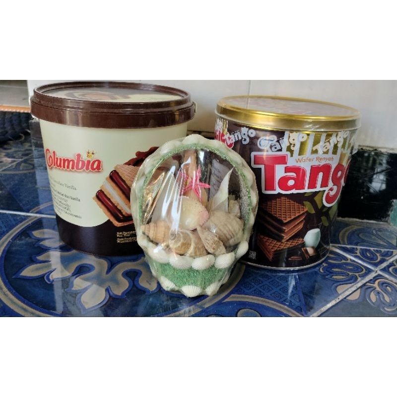 

Tango Wafer Coklat Kaleng 270gram