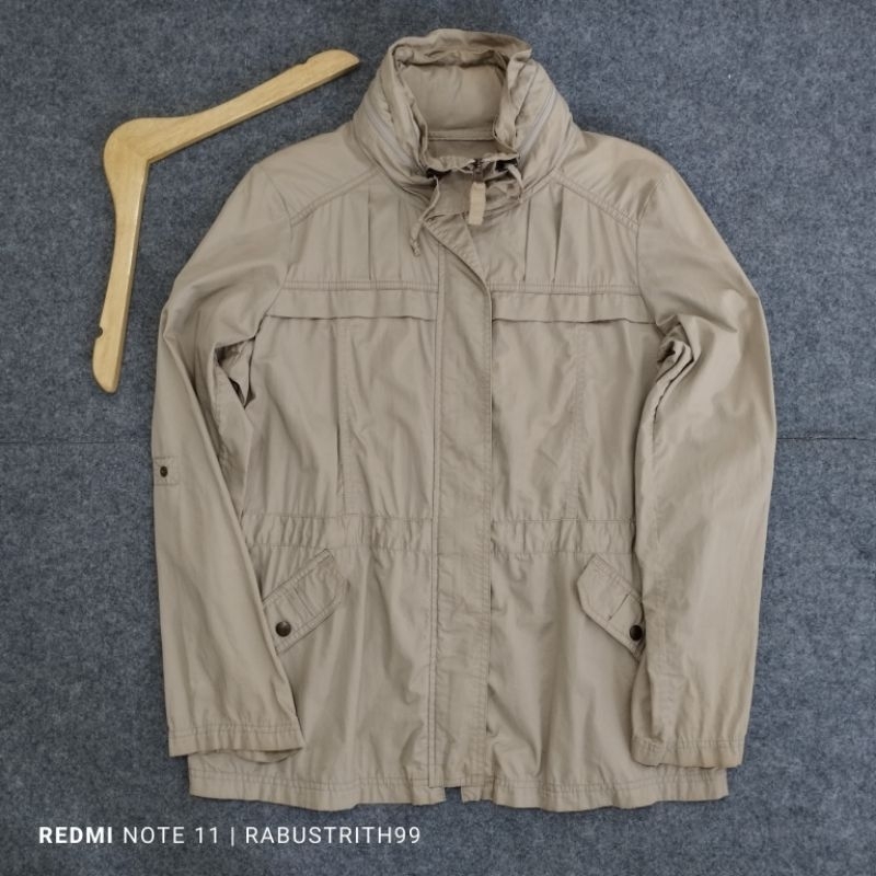 Light jacket Eddie bauer