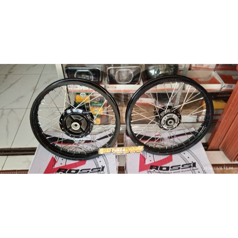 Velk rakitan V rossi hitam glossy ukuran depan 185~215 belakang ring 18