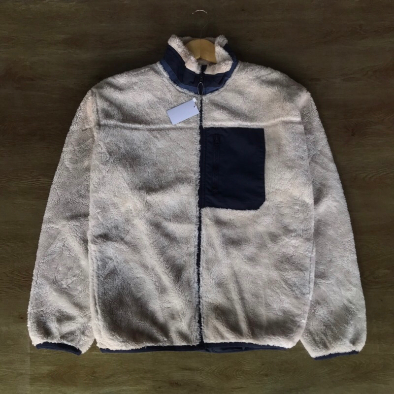 Jacket Tebal Junred Flece Boa/ Sherpa Luar White Colour