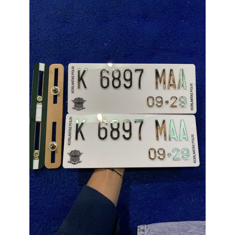 plat nomor motor variasi akrilik timbul