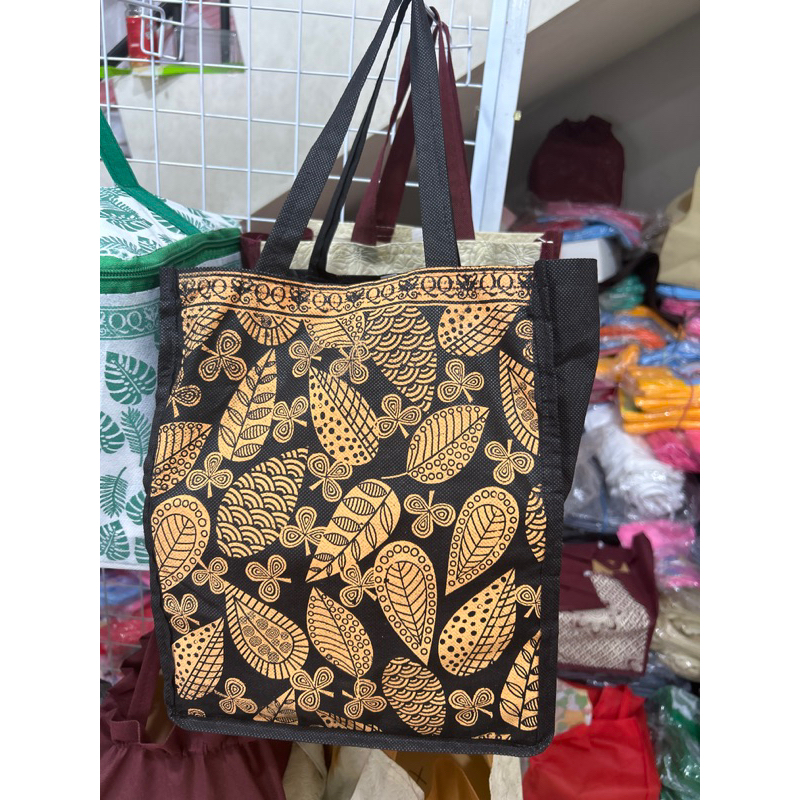 

HARGA LUSIN ISI 12 BIJI-TAS HAJATAN BOX NASI HEBOH 22x22