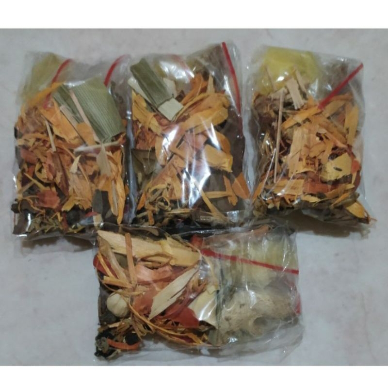 

Wedang Rempah Uwuh komplit gula batu Minuman kesehatan 9 rempah