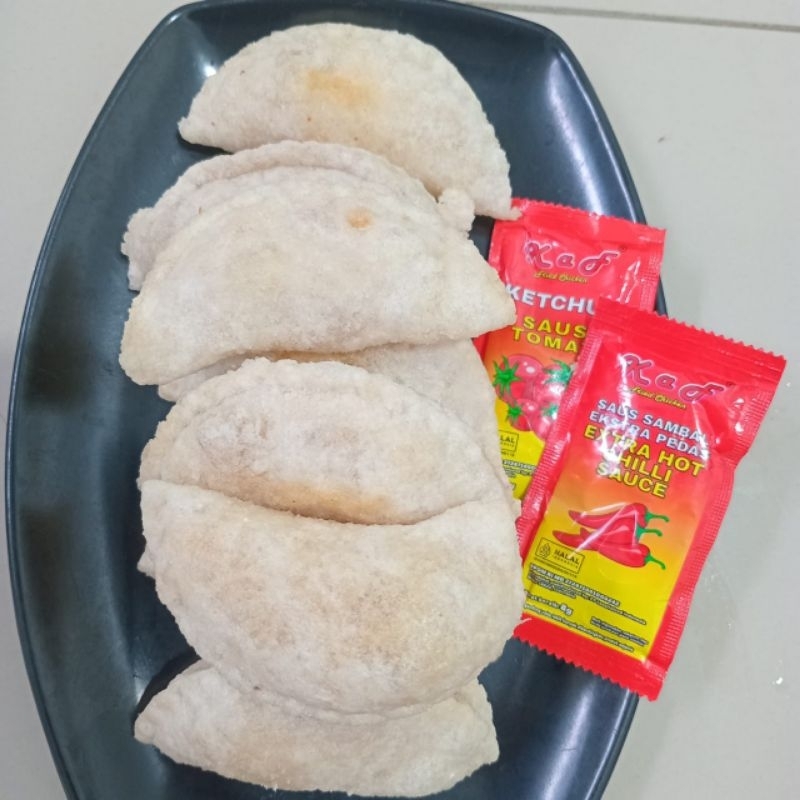 

im cireng isi ayam pedas,keju