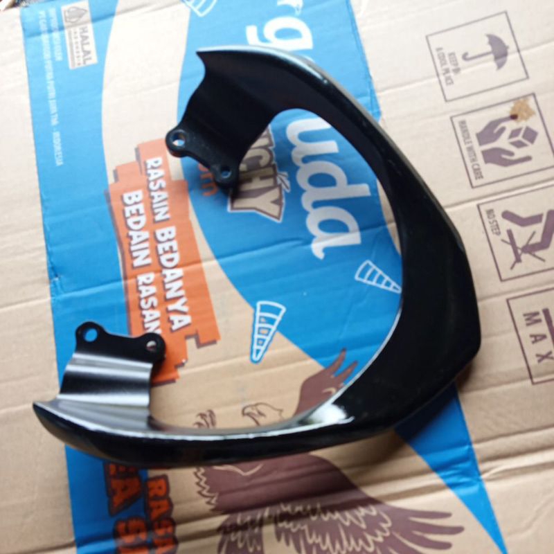 behel belakang motor Mio soul GT karbu