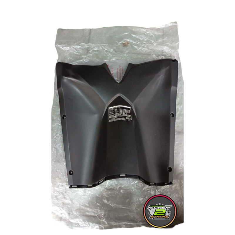 8114A-KZR-600ZB Cover Inner Lower Dashboard Bawah Kontak Vario 125 Old