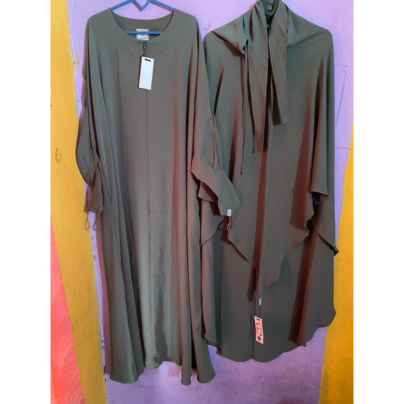 Preloved elmadina luna abaya + noa jilbab