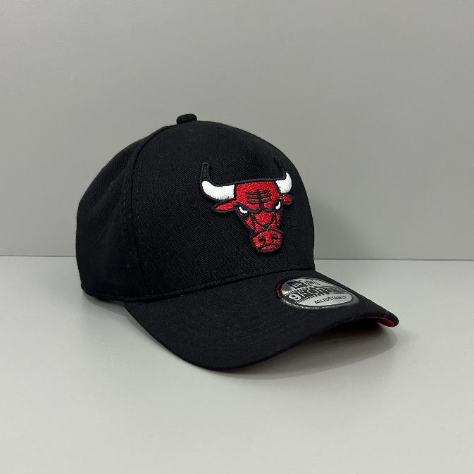 TOPI PRIA/TOPI BASEBAL BANTENG HITAM BORDIR MERAH