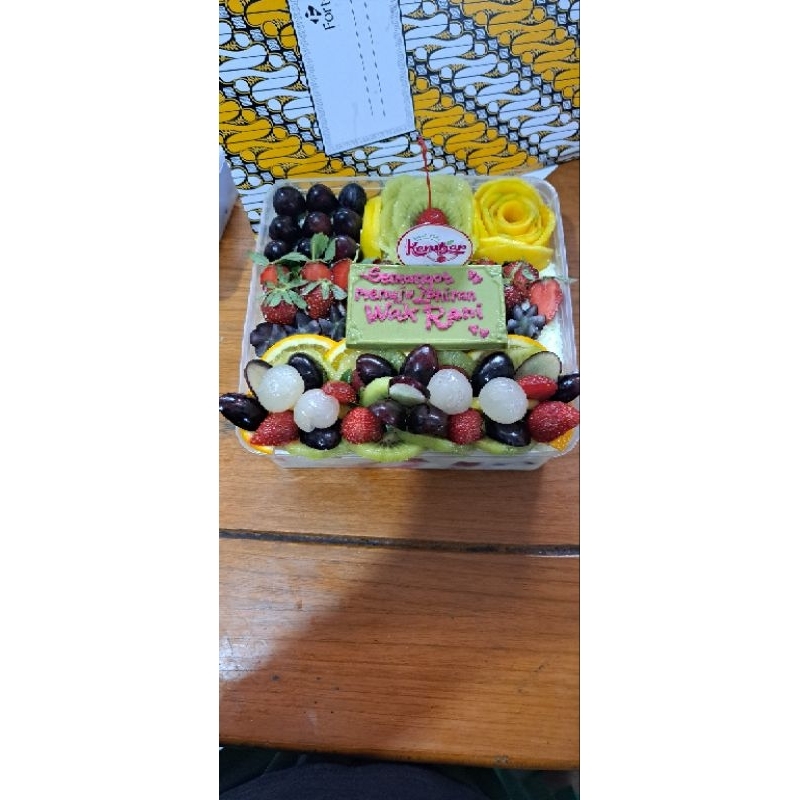 

Salad Gift 1500Ml