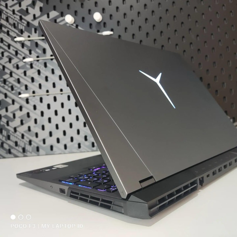LENOVO LEGION 5 PRO LIKE NEW