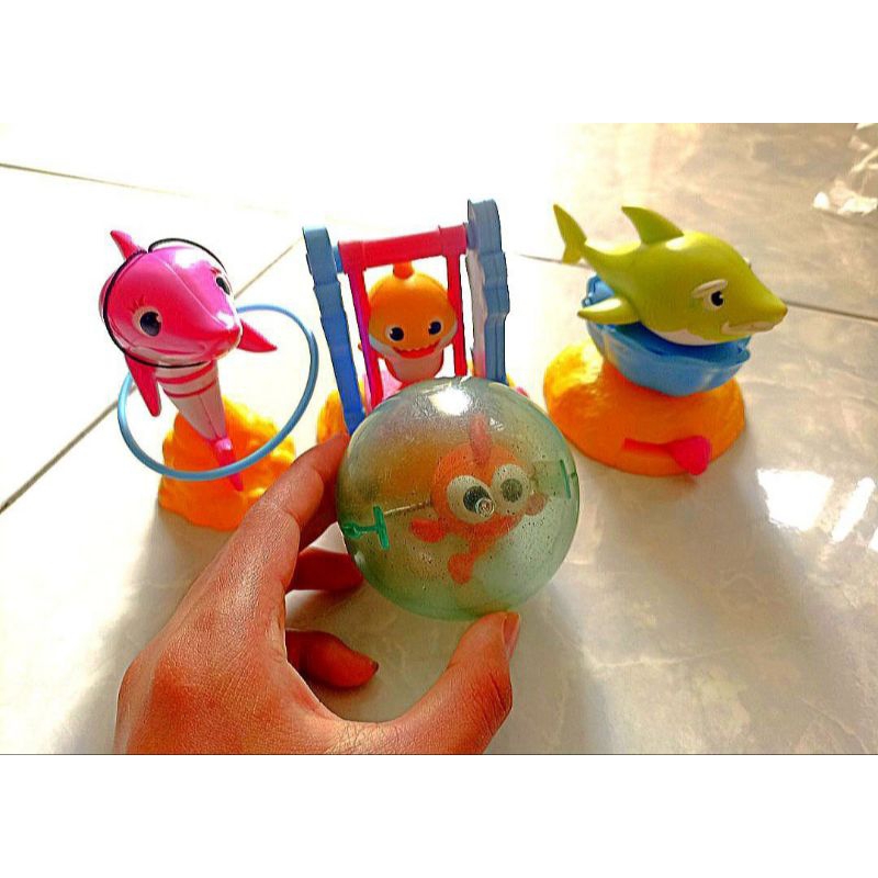 Set Mainan Pinkfong Baby Shark KFC McD McDonald's Happy kids