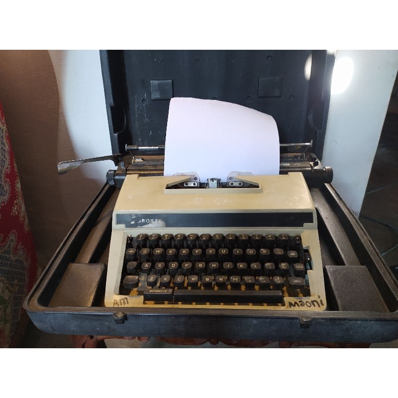 mesin ketik royal jadul original vintage