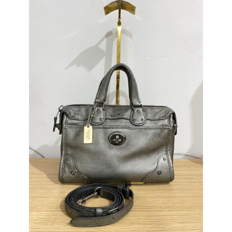 preloved sling bag speedy coach ryder