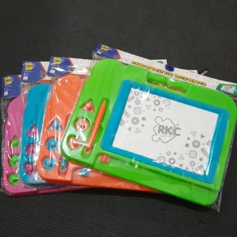 

Papan tulis magnet / drawing board