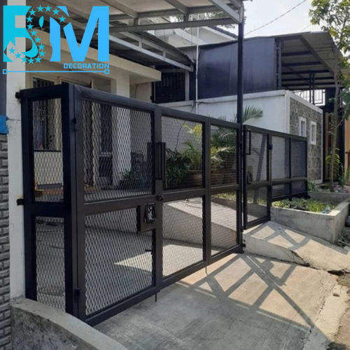 pagar minimalis/ pagar besi /pagar expanda BSM decoration