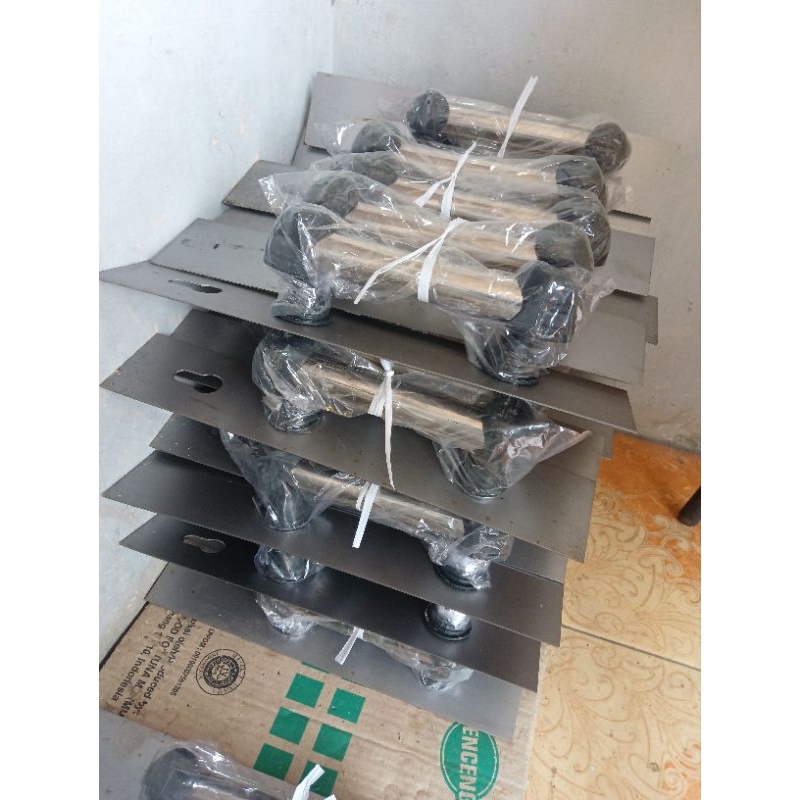 HANDLE FOLDING GATE