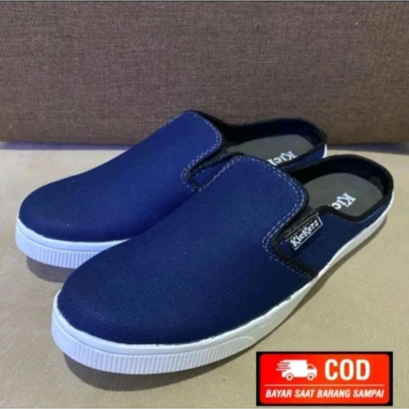 NEW ARRIVAL sepatu pria slip on sepatu Bapau ringan sepatu murah