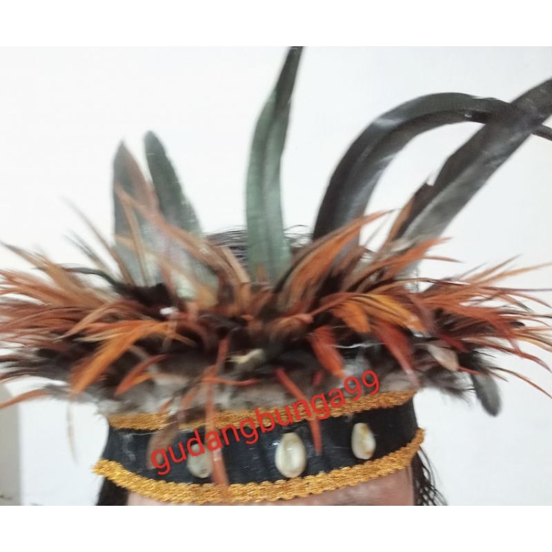 Topi hiasan kepala bulu ayam angsa Dayak Papua karnaval tari