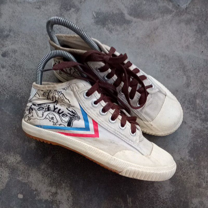 sepatu feiyue