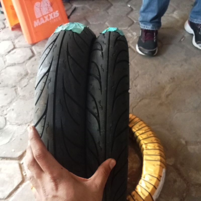 maxxis. 80/90_14:90/90_14semi.Tubless