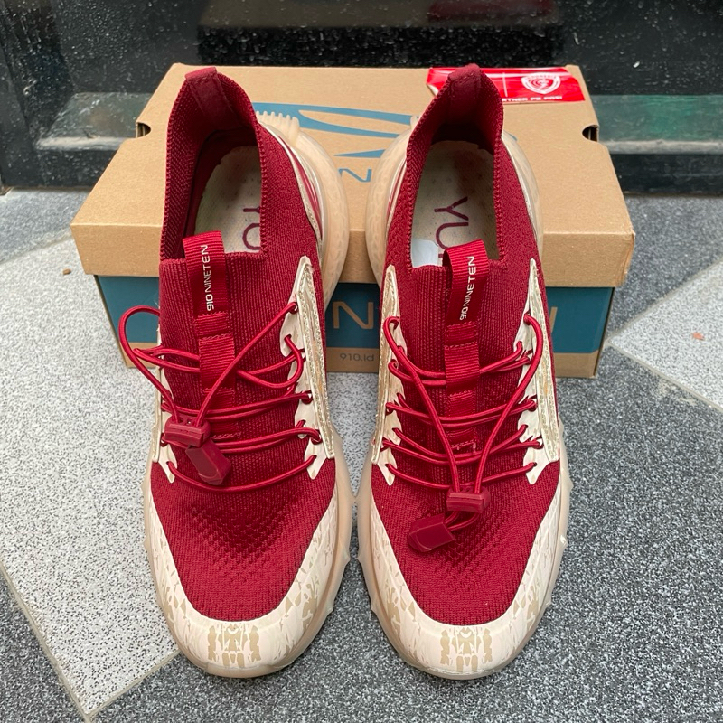 SEPATU 910 YUKA ACE - SIZE 41