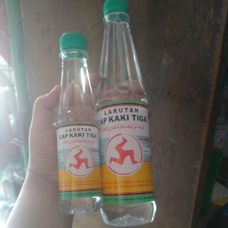 

Larutan Cap Kaki Tiga