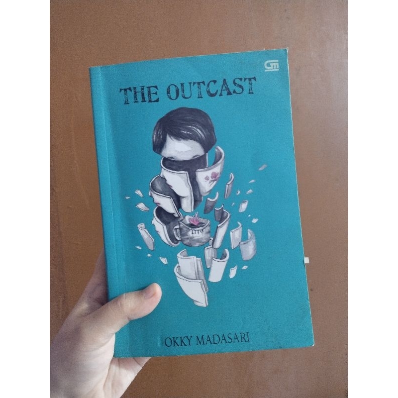 Novel The Outcast - Okky Madasari Original preloved