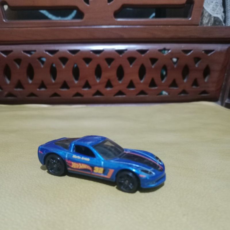 HW C6 corvette