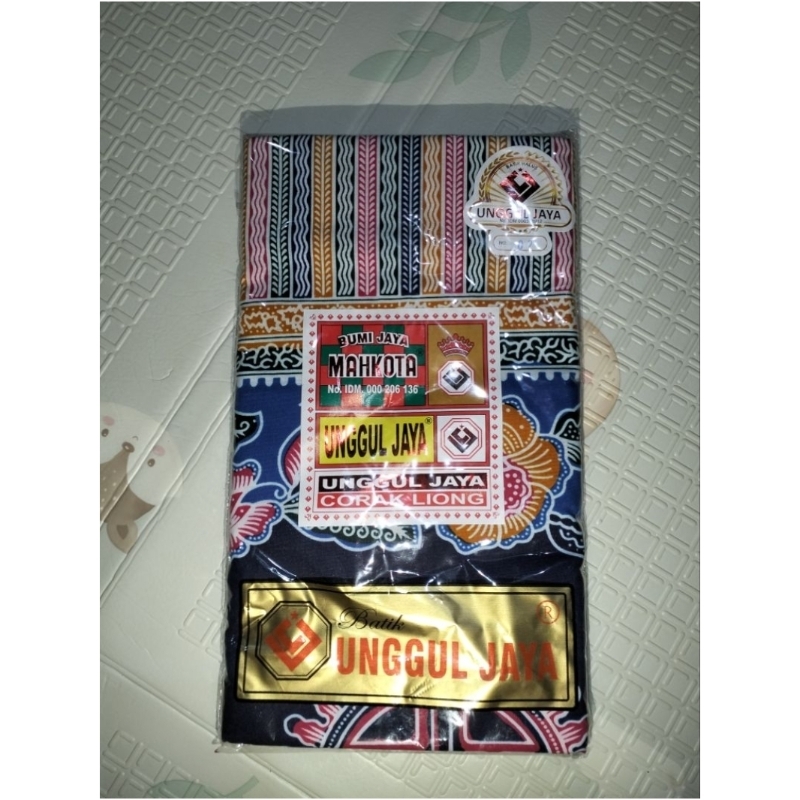 Jarik Batik Mahkota Unggul Jaya Corak Liong