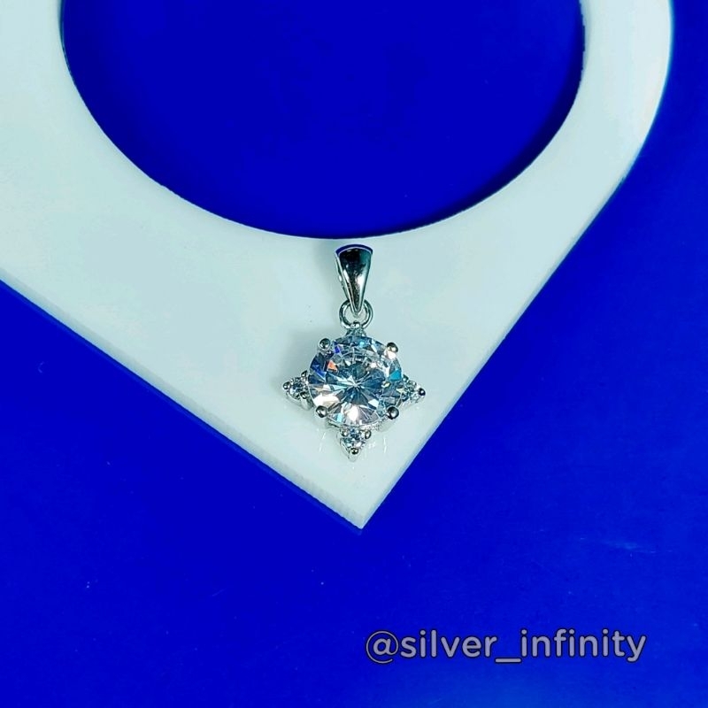 Liontin Wanita Perak Asli Silver 925 || Model Permata satu besar 4 Permata kecil