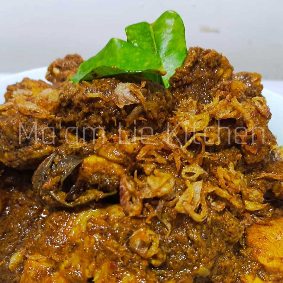 

Rendang Ayam /Sapi / Babi Khas Kalimantan