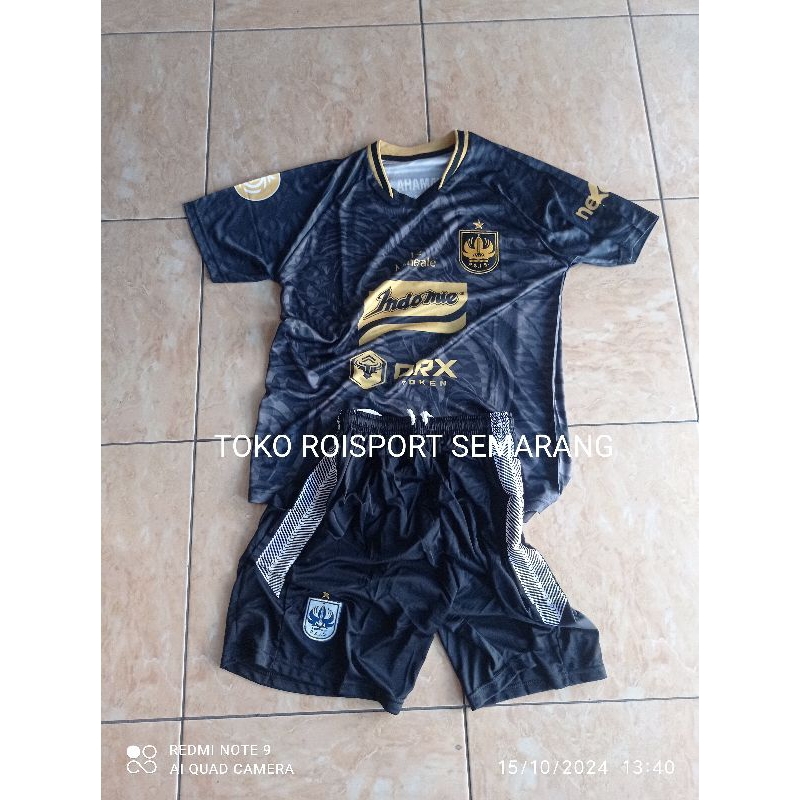 JERSEY STELAN BOLA DEWASA PSIS SEMARANG 3RD HITAM