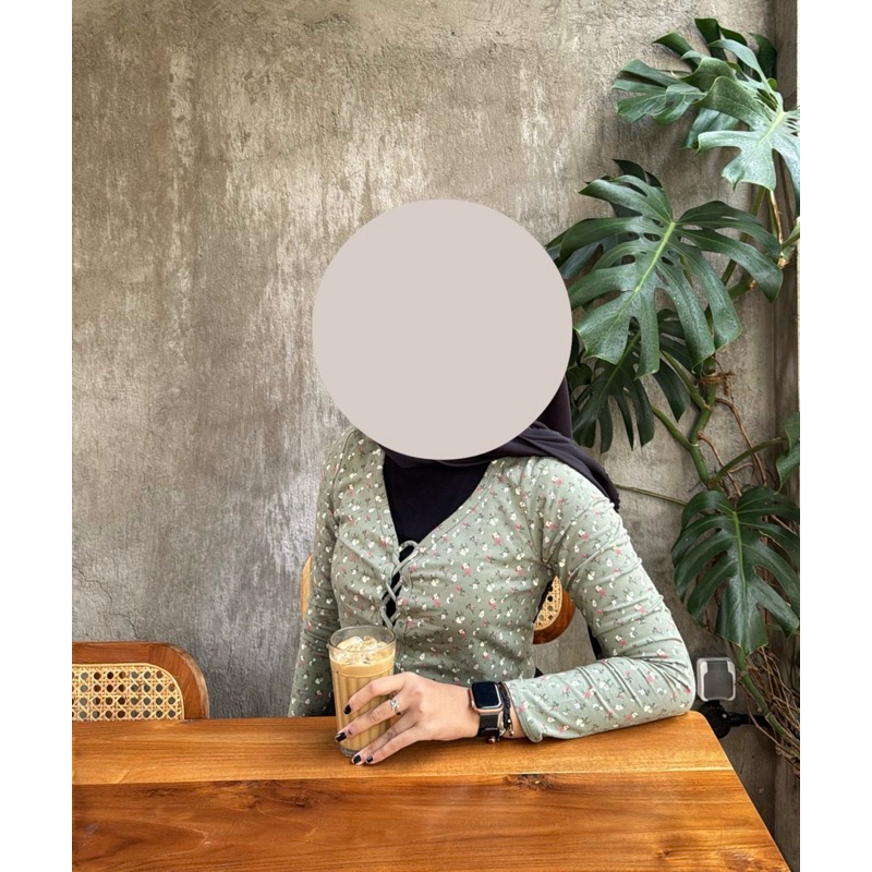 crop top aeropostale hijau bunga