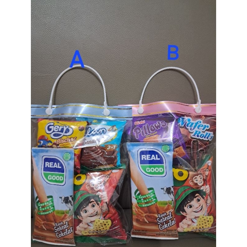 

Paket Bingkisan Snack Ulang Tahun/ hampers