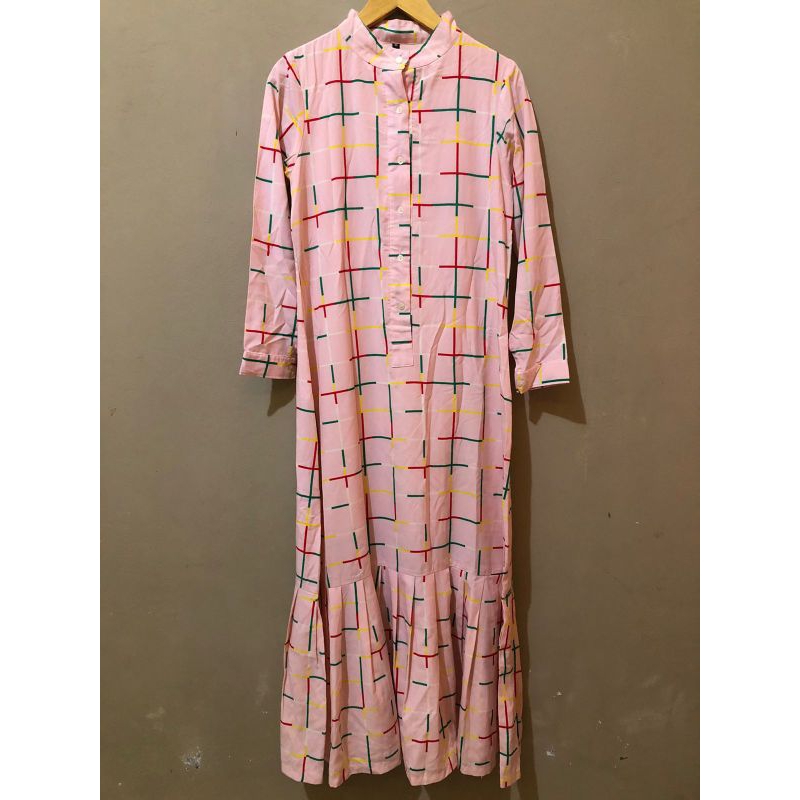 Dress kotak kotak pink
