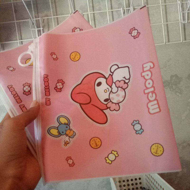

Tempat pensil My Melody