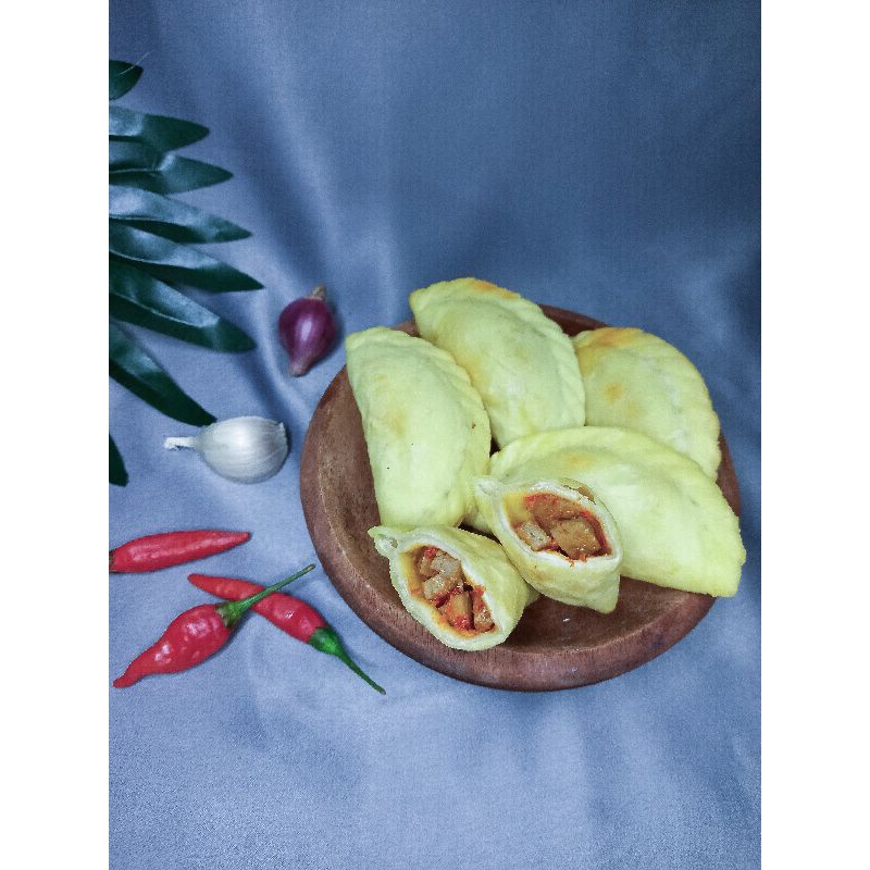 

PREMIUM Cireng isi Sosis pedas mini isi 6