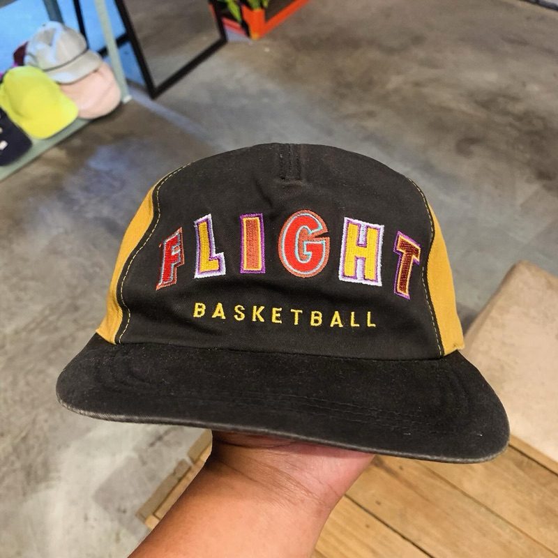 Topi/Snapback Vintage FLIGHT BASKETBALL Second Branded Original