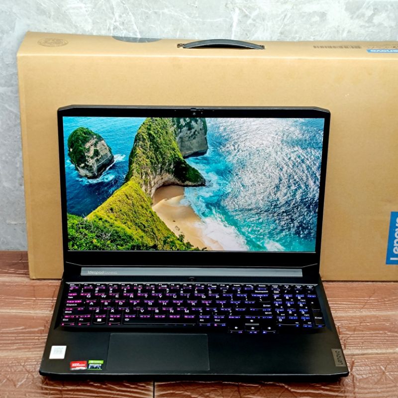 Laptop LENOVO Ideapad GAMING 3 AMD Ryzen 5-5600H RAM 8GB SSD 512GB RTX 3050 RGB
