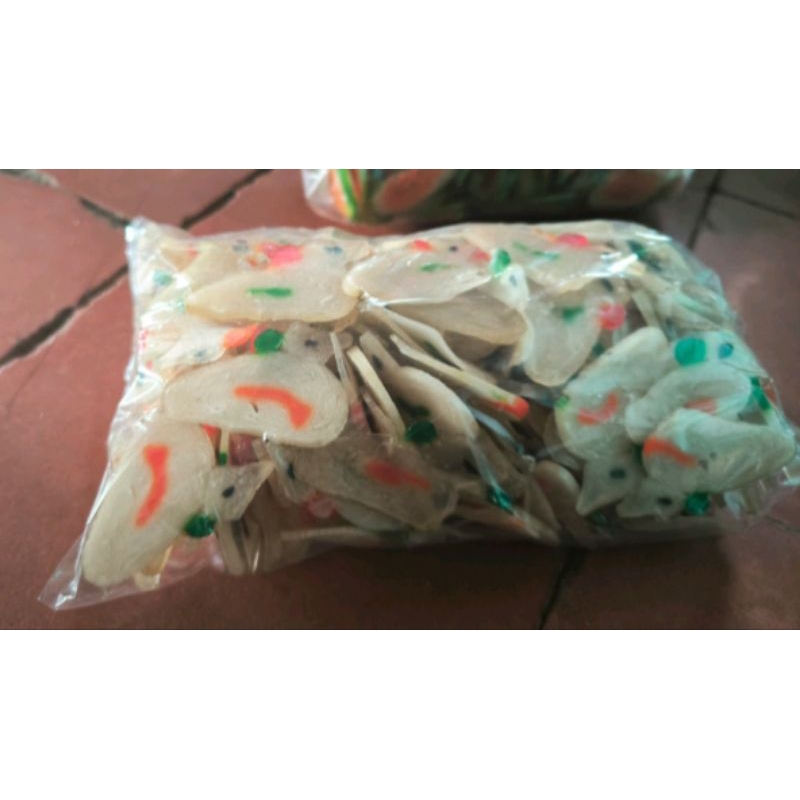 

krupuk motif unik semangka hello Kitty bebek 30000/kg