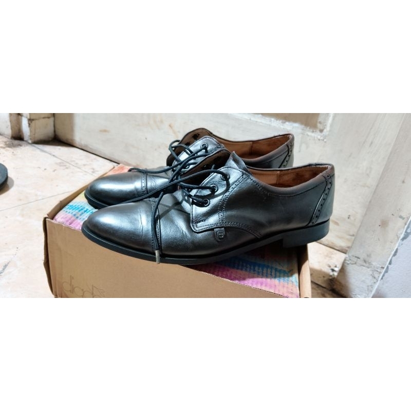 sepatu kulit aigner italy 40