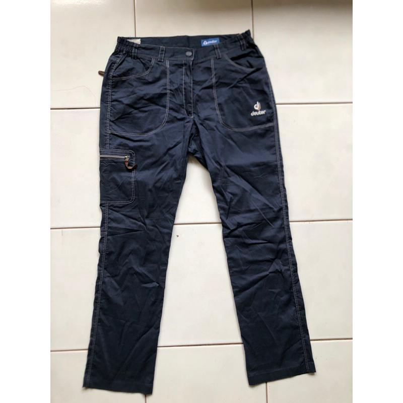 CELANA OUTDOOR KARGO DEUTER ORIGINAL