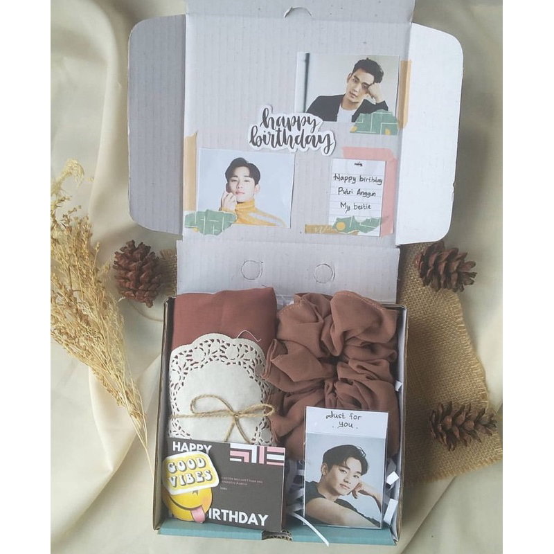 

GIFT BOX CUSTOM