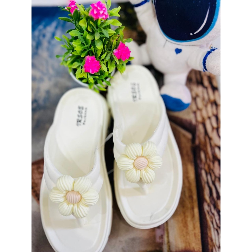 Sandal Bunga Wanita Remaja Dewasa Jepit IRSOE 558M/Sandal Karet Wanita Tinggi Modis Empuk & Ringan S