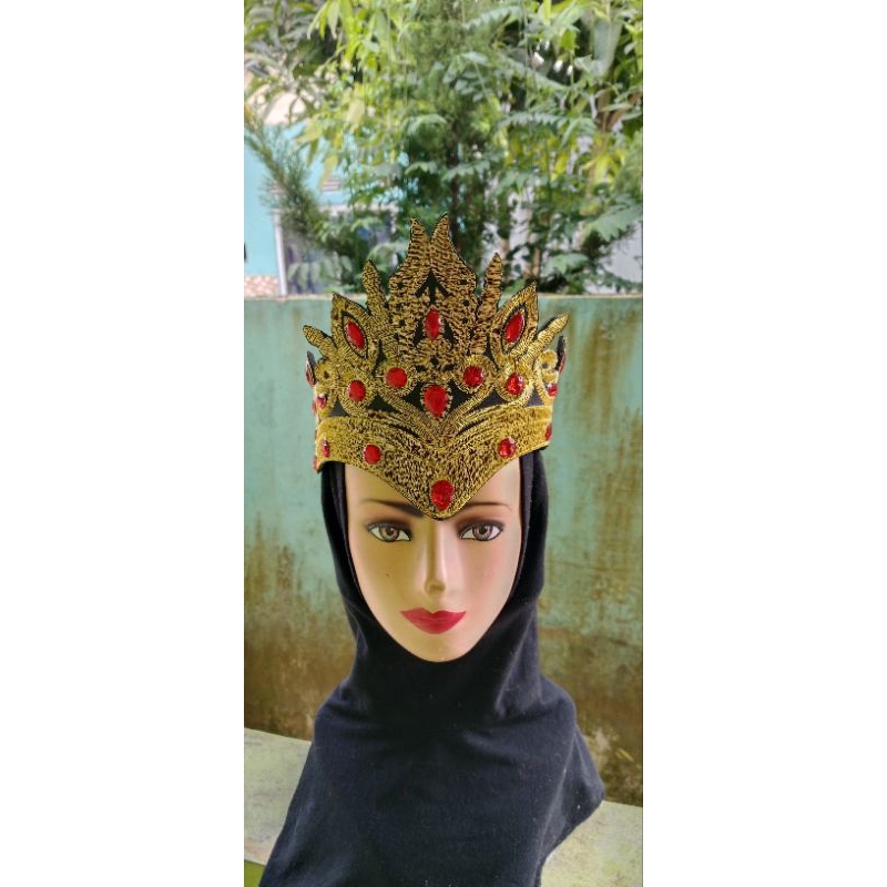 Siger bordir mahkota tari